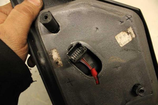 RETROVISEUR GAUCHE ELECTRIQUE RENAULT TWINGO -2/2010 (5PIN) - Vue 3